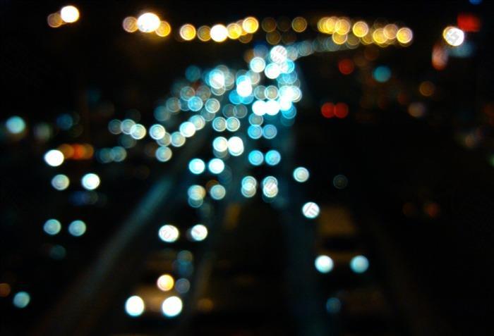 公路夜景灯光图