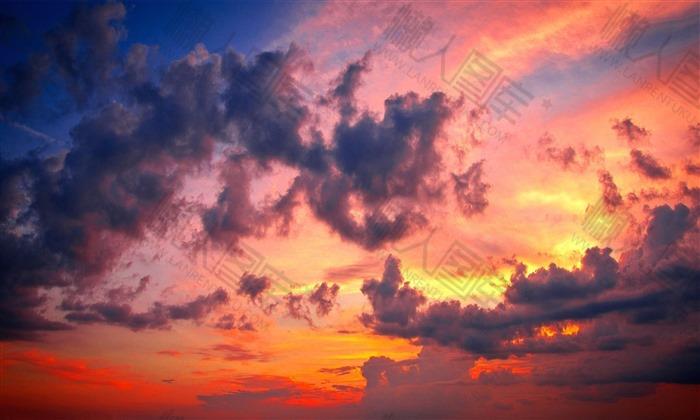 ps换天空背景图1