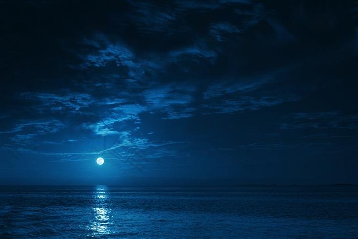海上明月背景