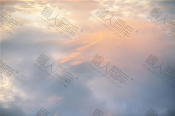 日出云层风景图