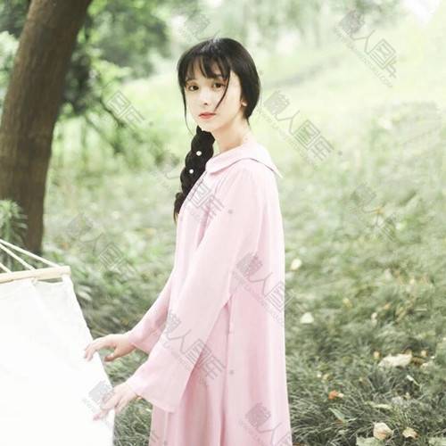 小清新森系女生微信头像图片图1